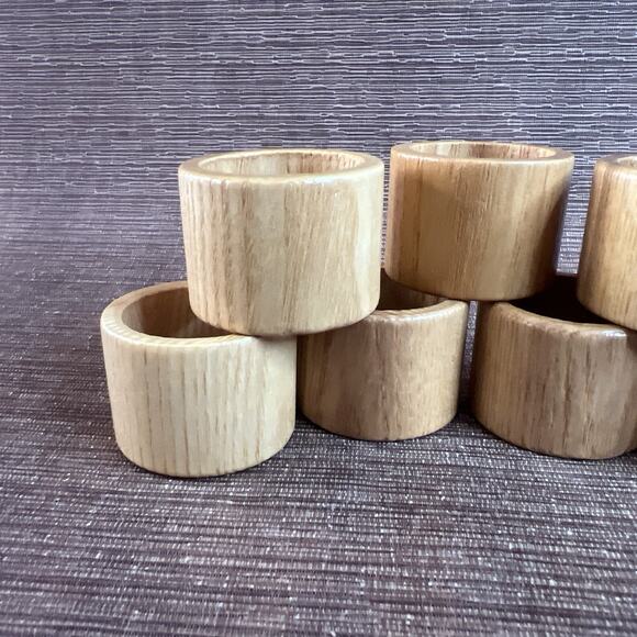 Set of 8 Wooden Napkin Rings –Farmhouse Oak | Boho Natural Minimalist Rustic VTG - Picture 3 of 6